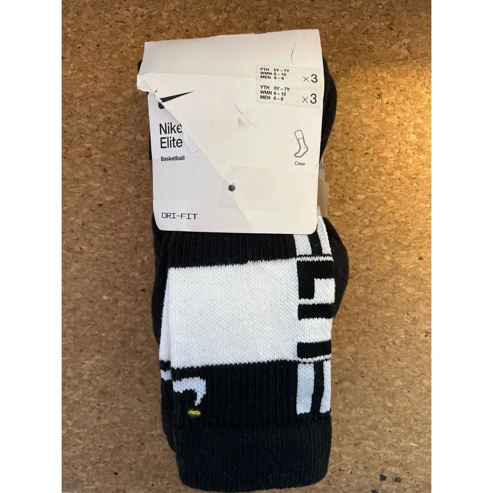 Nike Elite Basketball Crew Socks 3 Pair Pack Black White CW6063-010 Medium